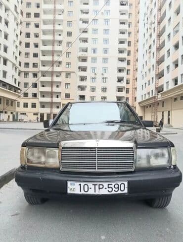 Mercedes-Benz 190: 2 l | 1993 il Sedan