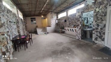 Binə 4 otaqlı, 100 kv. m, Təmirsiz