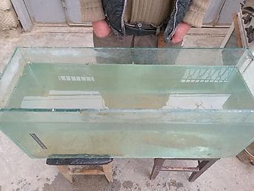 Şüşə akvarium - Düzbucaqlı forma, şəffaf şüşə - Təxminən uzunluq