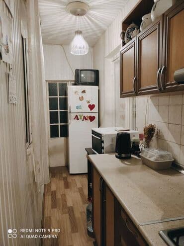 qobu lokbatan yolu: Bakı, 3 otaqlı, Köhnə tikili, m. Xalqlar Dostluğu, 65 kv. m — 10