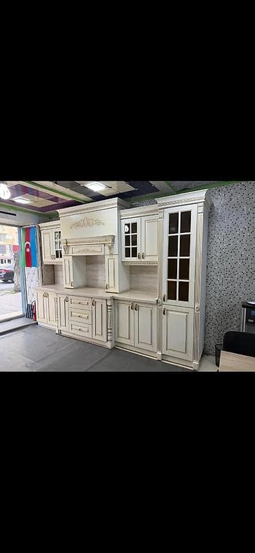 rahat mebel: Metbex mebeli qiymət 1500 azn Vitrin mebel yenidir Ölçüsü x3.66 — 1