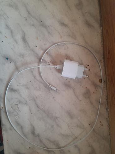 tecno camon 15: Adapter Apple — 2