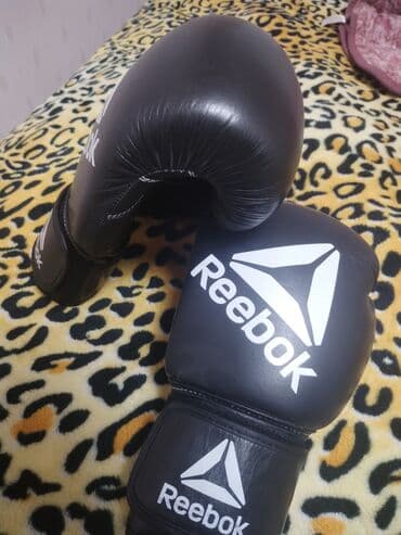 бокс: Reebok boks əlcəkləri – 8 oz - Rəng: qara, ağ Reebok loqosu - — 3
