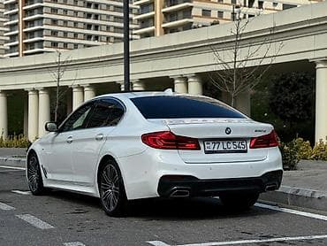 BMW: Avtomobil BMW 520d modelidir 2.0l dizel. Bakiya yeni getirilib — 5