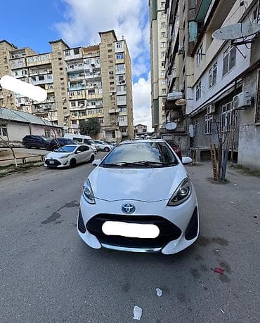 alpin disk: Toyota Aqua (Hybrid) – şəhər üçün ideal, aşağı yanacaq sərfi ilə — 2