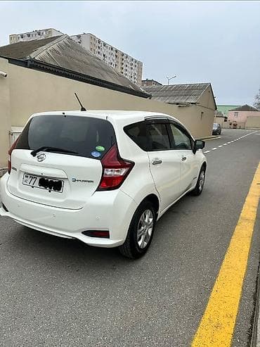 kredit 190: Nissan Note: 1.2 l | 2020 il — 5