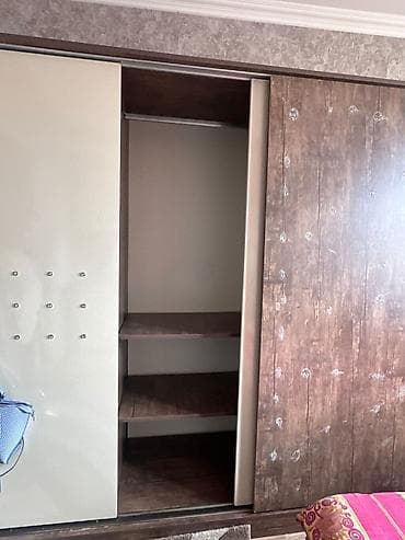 ucuz şifonyer: Yatag desdi hovsandadi yaxwi veziyyetdedir. Tecili satilir. Hamsi bir — 8
