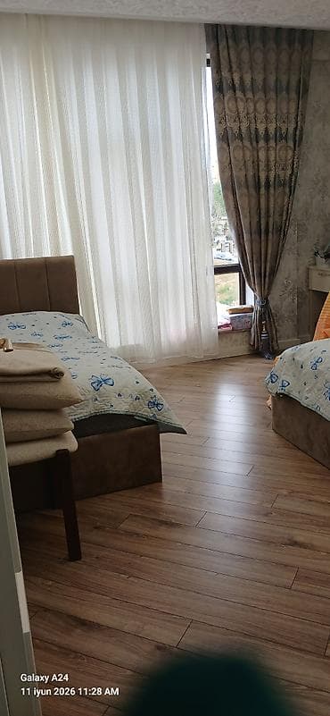 xankendi ev satilir: Suraxanı, 3 otaqlı, Yeni tikili, m. Xalqlar Dostluğu, 80 kv. m — 6