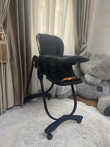 xəstəxana çıxış: Uşaq yemək stulu – qara rəng, qızılı detallarla - Rahat və yumşaq — 2