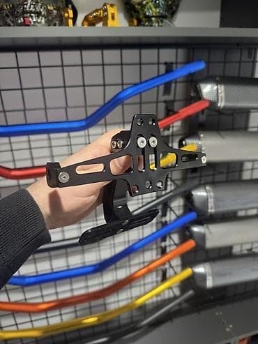 evakuator nomresi: Motosiklet üçün universal nömrə nişanı dayağı - Material — 1
