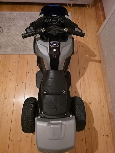 uşaq çəkmələri: Uşaq üçün elektrikli üçtəkərli motosiklet Çox az istifade olunub — 4