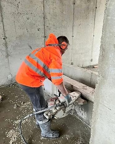 Услуги по строительству и ремонту: Beton kəsimi və deşilməsi xidməti - Dəqiq və tozsuz kəsim: monolit — 7