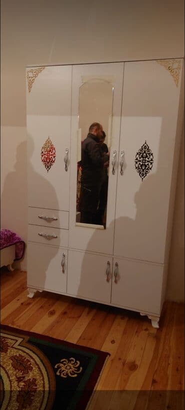 dərin boşqab: Yeni, Açılan, 3 qapılı Düz dolab, Azərbaycan — 7
