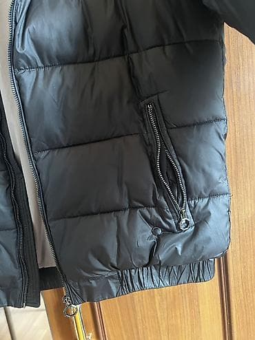 Şortlar: Kişi Kurtkasi 120 manata alinib,30 manata satilir. S-M razmere gedir — 4