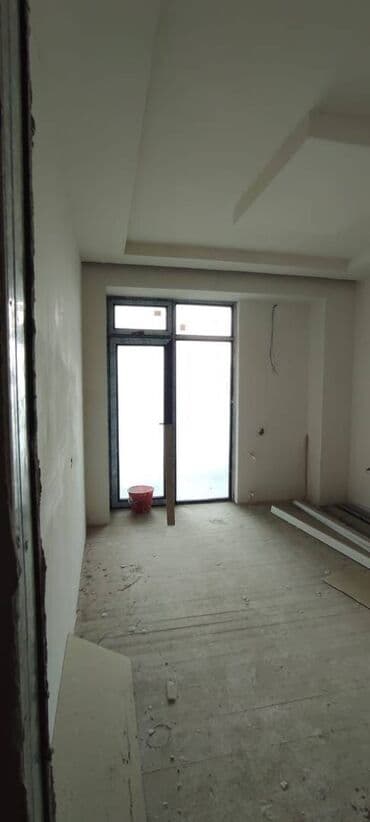 xacmazda tecili satilan evler: 2 otaqlı, Yeni tikili, m. İnşaatçılar, 110 kv. m — 5