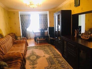 1 ci mikrorayon satilan evler: Bakı, 2 otaqlı, Köhnə tikili, m. Xalqlar Dostluğu, 52 kv. m — 1