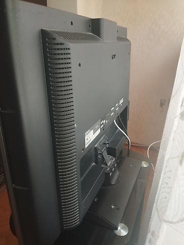 Elektronika: Hitachi plazma televizor. Tam işlək vəziyyətdədir. Qiymətdə razılıq — 3