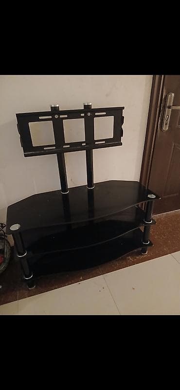 TV stendi və divar asqılı montaj sistemi - Material: şüşə rəfli