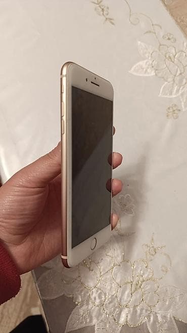 iphone 7 ucuz: IPhone 8 Plus, Qızılı, Barmaq izi — 1