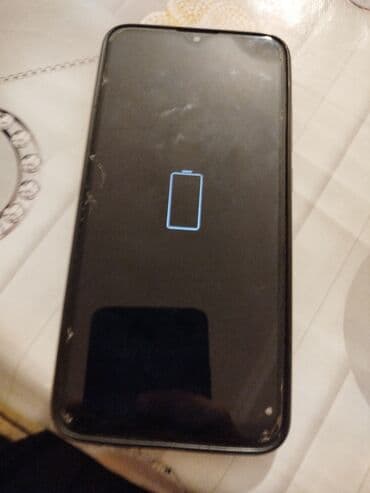 bakcell nomreler 099: Smartfon - Ekran: damla (su damcısı) tipli ön kamera kəsiyi olan — 3