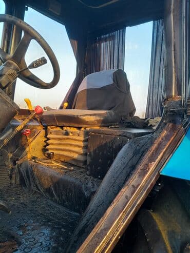 диски на зимнюю резину хендай элантра 2006: Belarus 892 traktoru - Marka/model: BELARUS 892 (mətn və emblemlər — 6