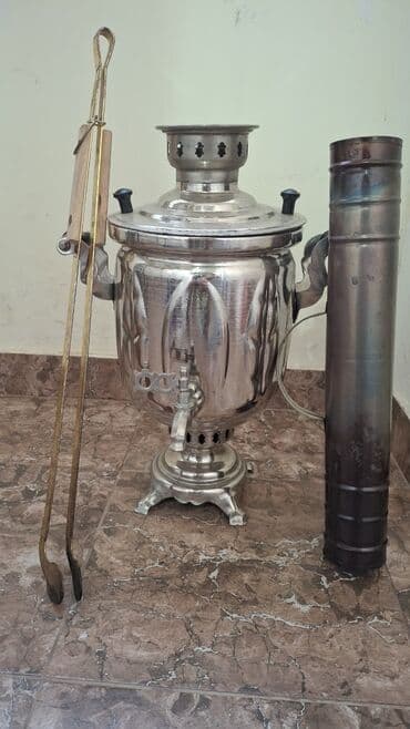 Kohlen samovar dəsti - Material: cilalanmış metal gövdə, dekorativ