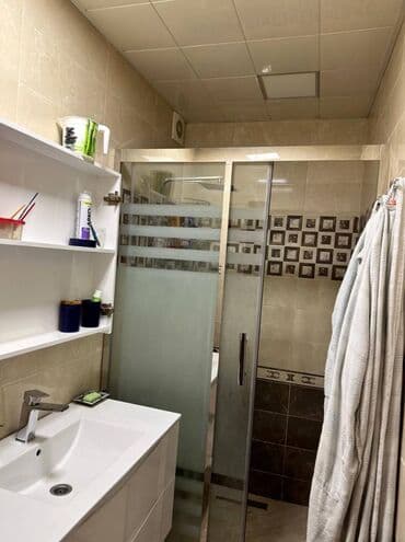 1 otaqlı kohnə tikili: Bakı, 4 otaqlı, Köhnə tikili, m. Xalqlar Dostluğu, 100 kv. m — 11