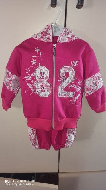 детские спортивные костюмы adidas: Qiz üçün dəst yenidir, 1-2 yaş razmeri, içi pamazidir, türkiyenindir — 1