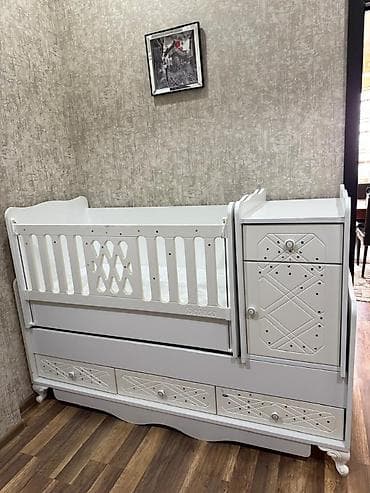 intex matras: Oğlan və qız üçün, İşlənmiş, Beşik, Matras ilə, Yellənmə mexanizm ilə — 1