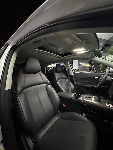 sedan maşınlar: BYD : 1.5 l | 2025 il Sedan — 3