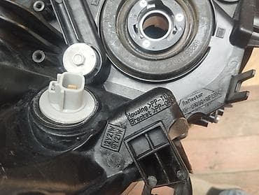 atrajatel: Sağ, Yaxın və uzaq vuran işıqlar Toyota, 2008 il, Orijinal, Almaniya, İşlənmiş — 3