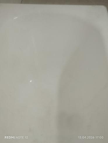 hamam ucun moydadir: Ağ rəngli vannə qabı - Material: emallı polad (vizual olaraq ağır və — 4