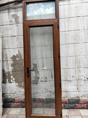 100azn az işlənmiş plastik qapı. ölçü 82.2sm eni/ 272.4 sm uzunluq — 2