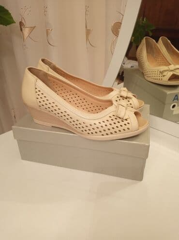 qoyun dərisindən ev üçün qadın şap şapları: Ölçü: 39, Yeni — 4