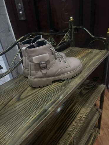 Bej rəngli unisex ayaqqabı/çəkmə - Stil: gündəlik/yürüş üçün qısa