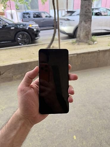 Samsung Galaxy A32, rəng - Qara, İki sim kartlı — 1