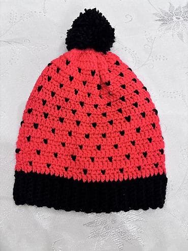 bos qutu: Qırmızı əl toxuması papaq - Material: qalın, yumşaq akril/əyri iplik — 5