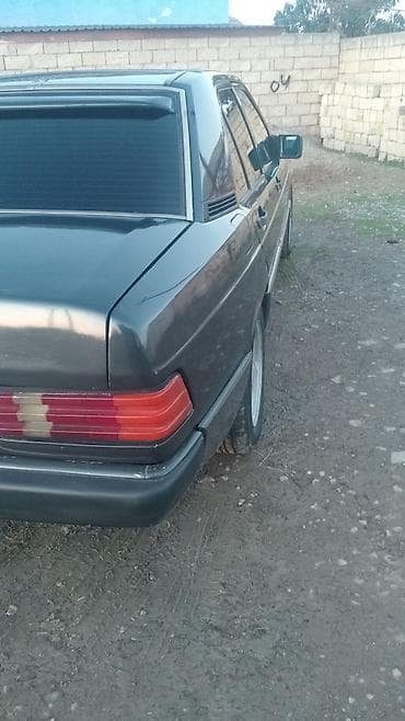 xezer lada lizing: Mercedes-Benz 190 (W201) sedan avtomat korofka 2 mator ili1991 mator — 7