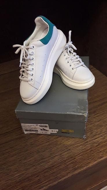 krosofka: Ölçü: 35, rəng - Ağ, Yeni — 1