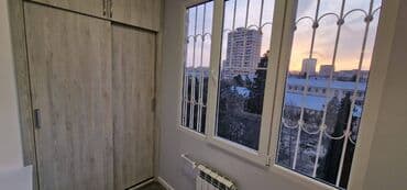 kiraye evler aile ucun: 7ci mikrorayonda. 5/5, orta təmirli bütün əşyaları ilə 2 otaq, YALNIZ — 14