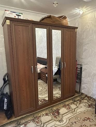 камод: Klassik üslubda taxtakəsi dəsti - Material: Təbii ağac teksturasını — 8