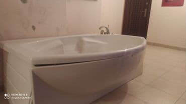 hamam vanası: Narimanov rayonu. uzunasi 1.70. Eni 80. Oval teref 106 — 1