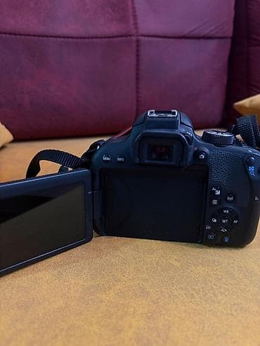 canon eos 800d: Canon EOS 800D DSLR fotoaparat + EF-S 18-55mm IS STM obyektiv - 24.2 — 3
