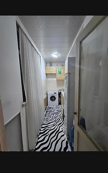 a frame ev: Sumqayıt şəhəri 9 cu mkr 22 nömrəli məktəbin yanı kirayə üçün 1 — 3