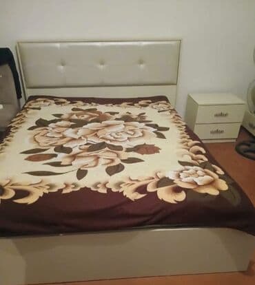 Divan və kreslo dəstləri: İkinəfərlik çarpayı, 2 tumba, İşlənmiş — 1