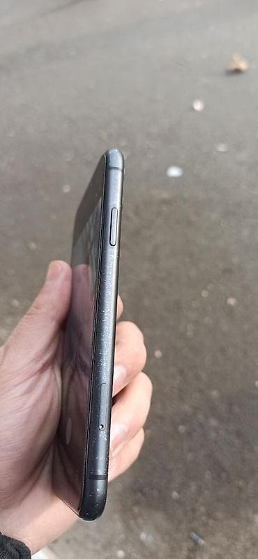 adam terezisi: IPhone 11, 128 GB, Qara, Face ID — 7