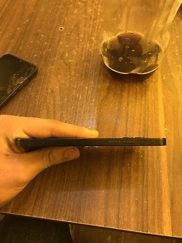 iphone 14 pro ağ: IPhone 12, Qara — 5