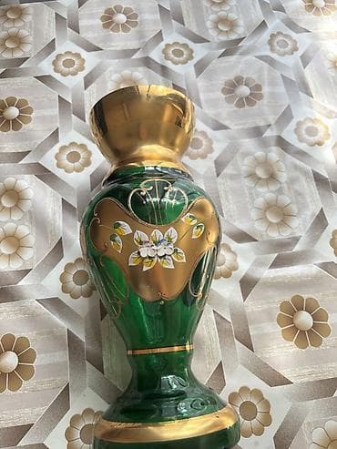 gül qablari: Vaza dəsti, Bogem şüşəsi — 2