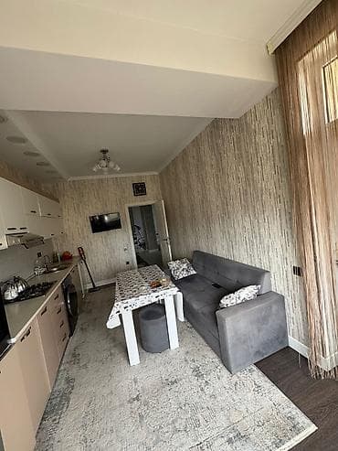 ev suraxani: 4 otaqlı, Yeni tikili, 141 kv. m — 9