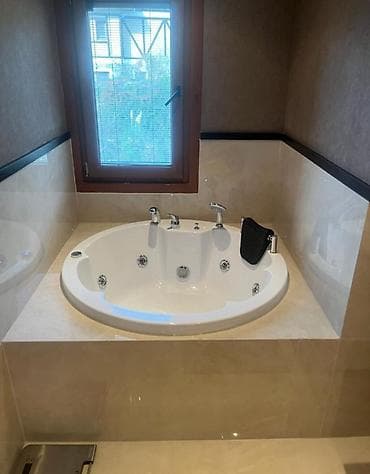 Двери и комплектующие: Новый Джакузи ванна С мотором, Платная доставка — 8